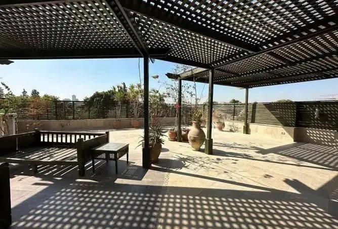 Penthouse With Terrace And Shared Swimming Pool For Rent in Maadi Sarayat Cairo Egypt